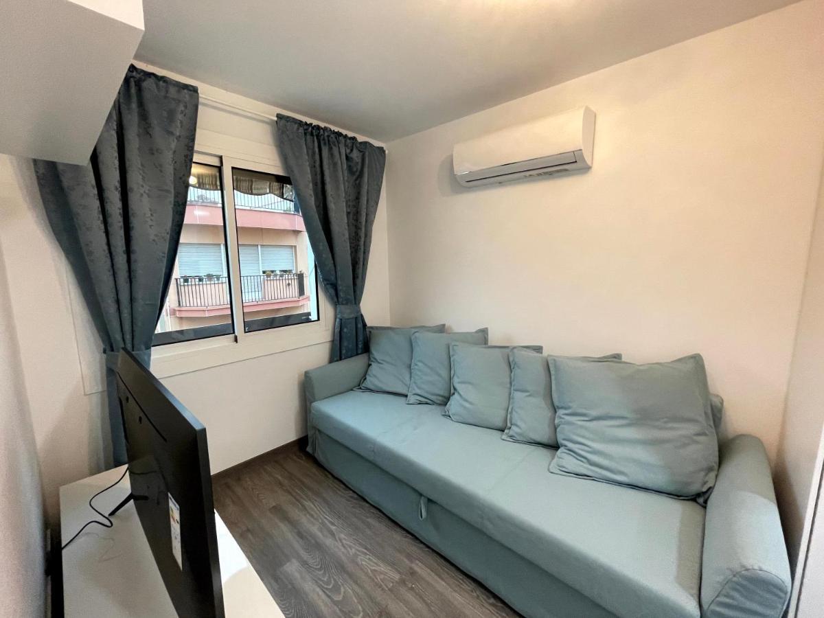 Sant Adria Beach Apartment Wi-Fi Parking Free Sant Adria de Besos Luaran gambar