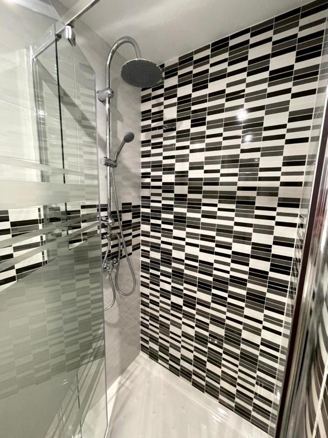 Sant Adria Beach Apartment Wi-Fi Parking Free Sant Adria de Besos Luaran gambar